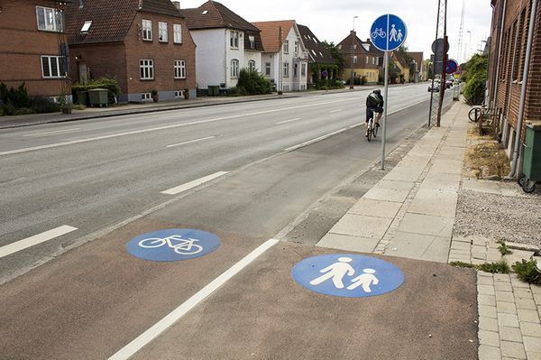 Præfabrikeret trafiksymboler