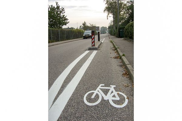 Park Stele der fartdæmpe cyklister