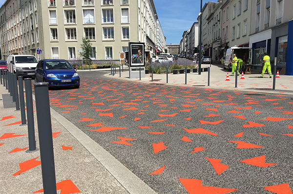 Orange markeringer i Brest