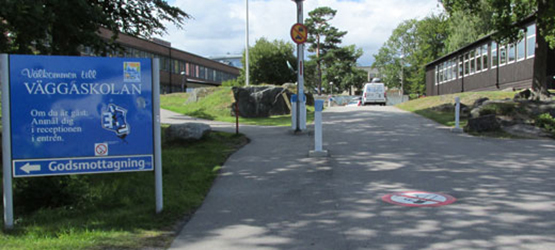 No-smoking markings outside secondary schools and high schools